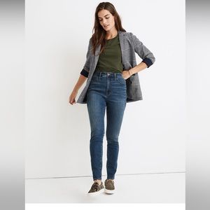 Madewell Curvy Roadtripper Supersoft Jeans in Playford Wash size 29